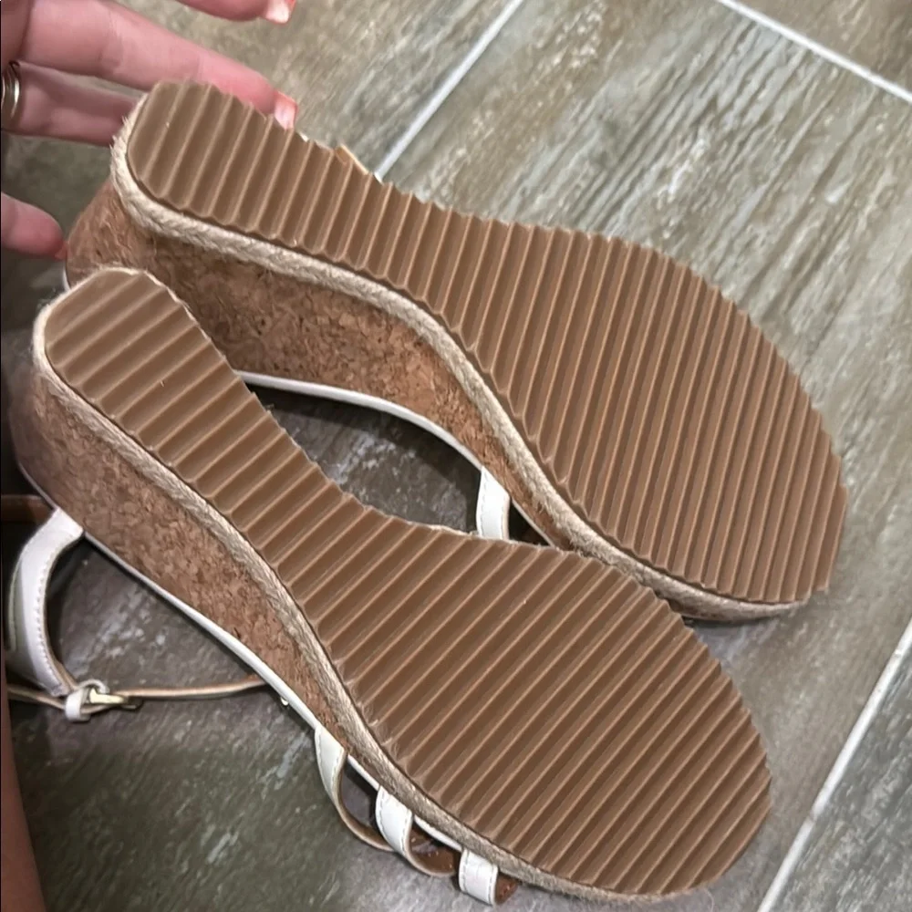 Adrienne Vittadini White and Brown Wedges with Comfort Design